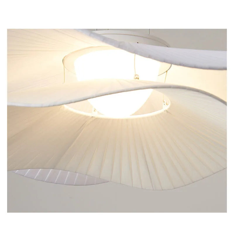 Suspension Luminaire Design Floral - Élégance et Lumière Douce pour Intérieurs Contemporains