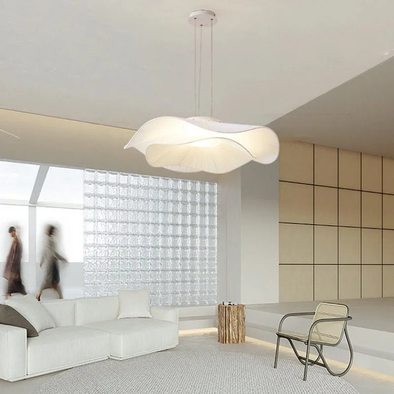 Suspension Luminaire Design Floral - Élégance et Lumière Douce pour Intérieurs Contemporains